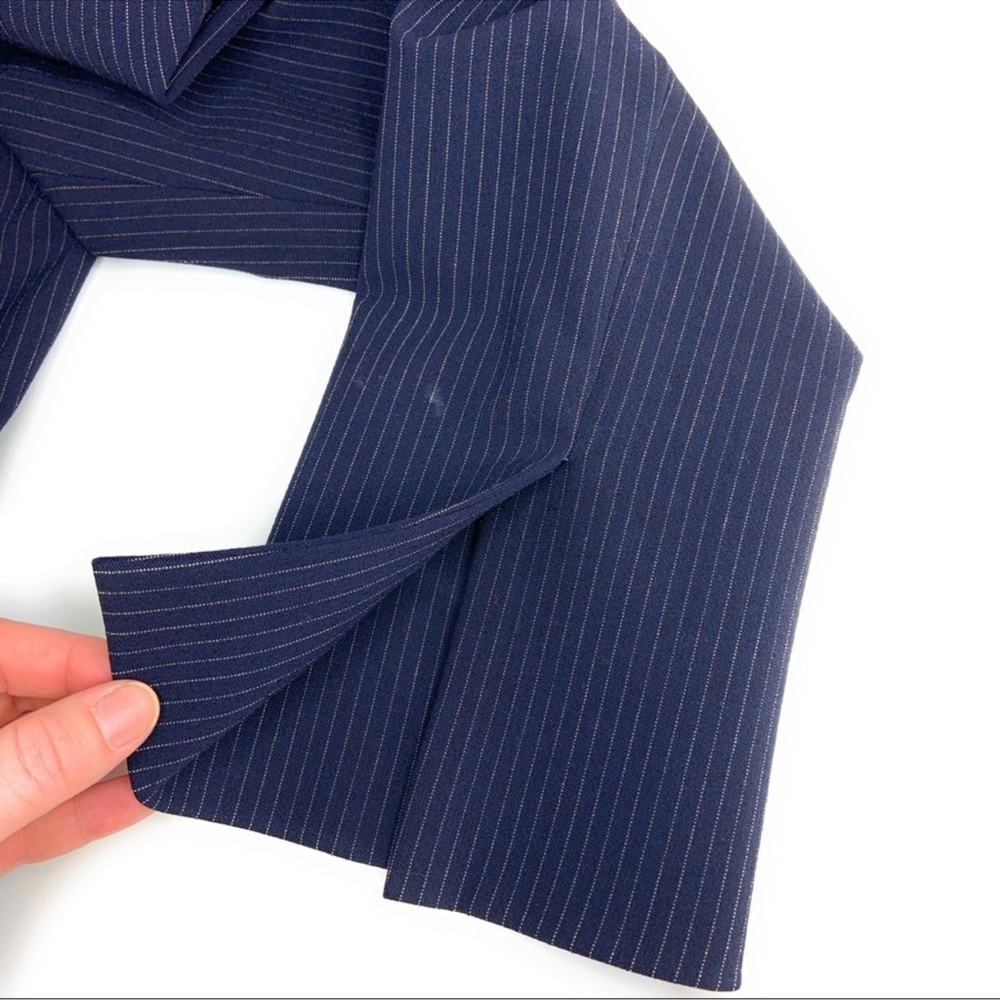 Stunning Dior Blazer - Picture 4 of 5